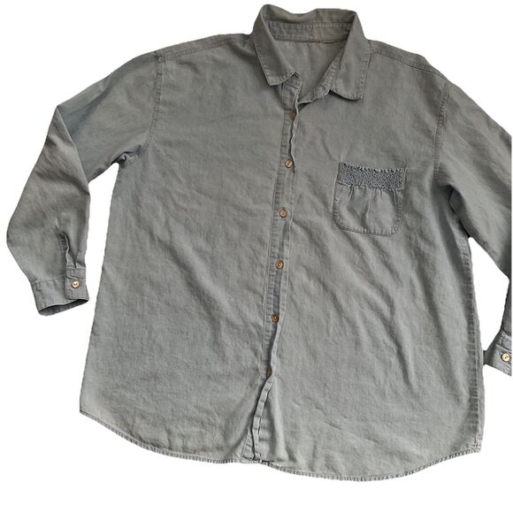 Women’s Light Weight Casual, Vacation, Preppy denim Button Down Shirt. Size L - Picture 3 of 7